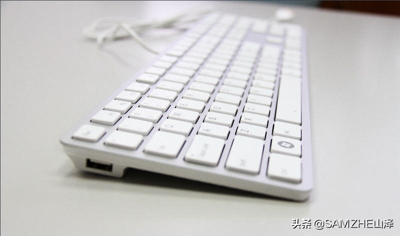 机械键盘对比笔记本键盘优点,笔记本代用键盘和原装键盘的区别