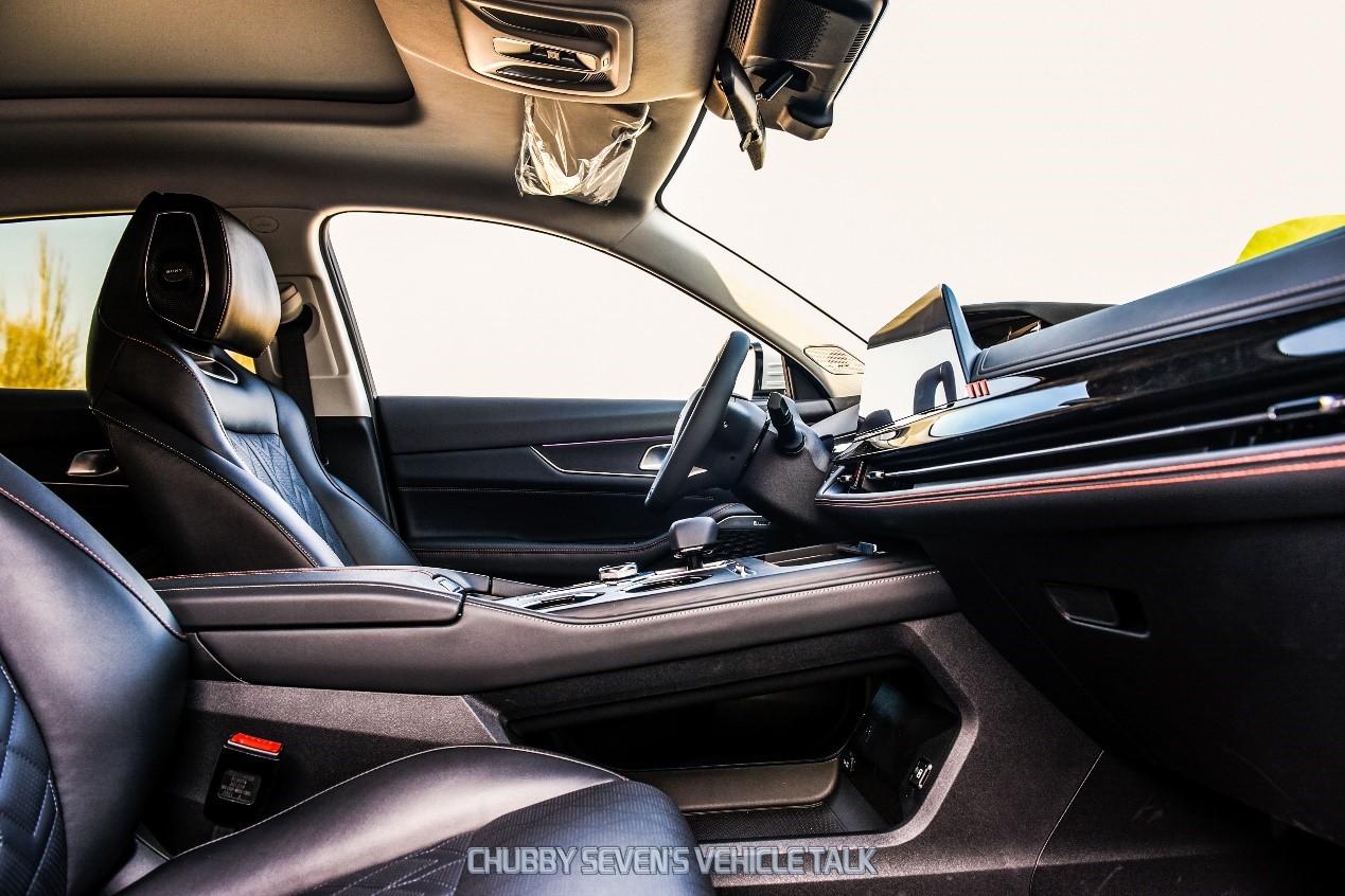 2024款长安uni-k试驾最新视频,试驾长安新uni-k实测最高时速