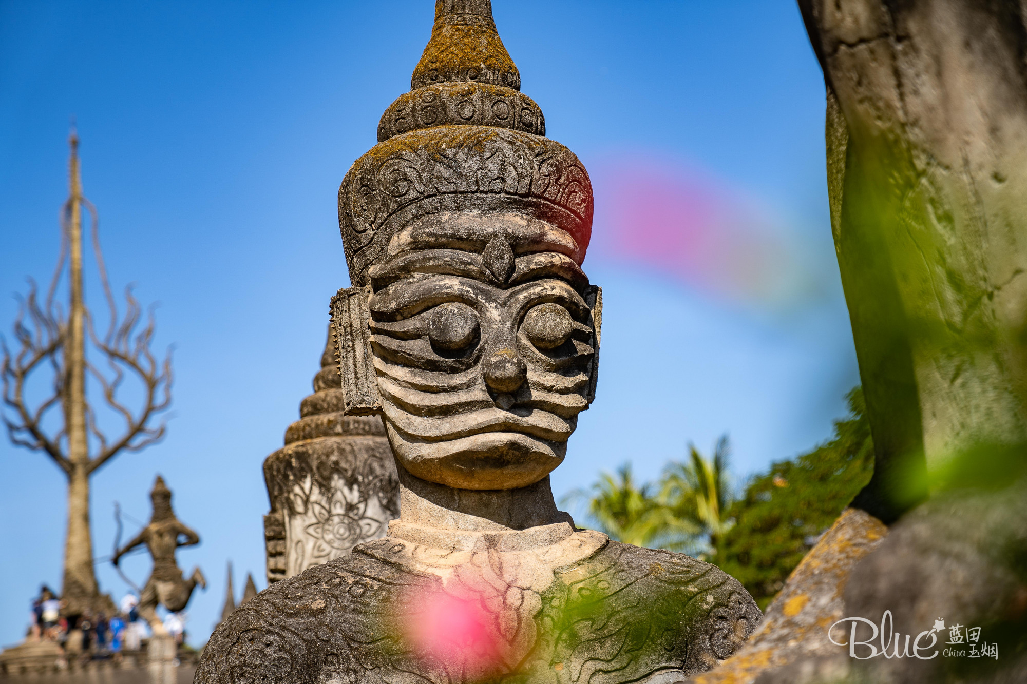 老挝旅游指南书籍,老挝旅游攻略1500字左右