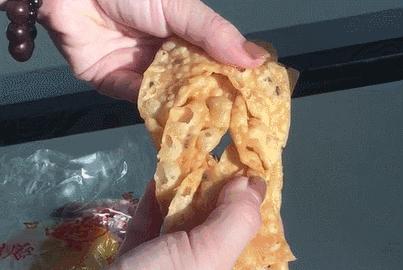 天津特色美食天津煎饼果子 (天津风味小吃三绝)