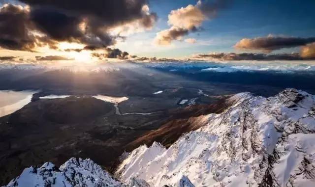 国内十大滑翔伞胜地排名,世界上十大滑翔伞