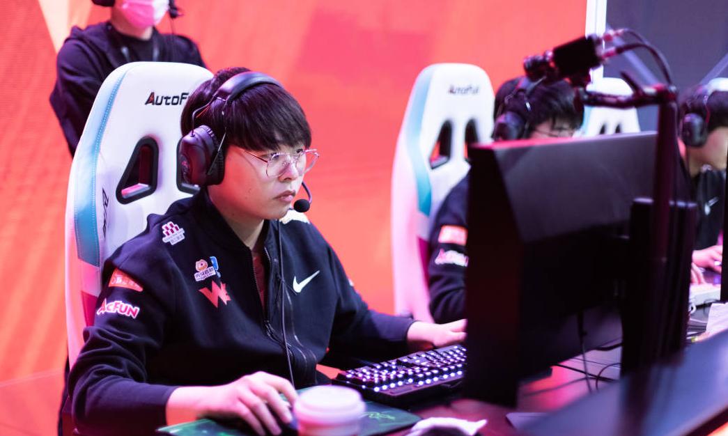 theshy老头杯打zoom第一视角,theshy打zoom心理阴影