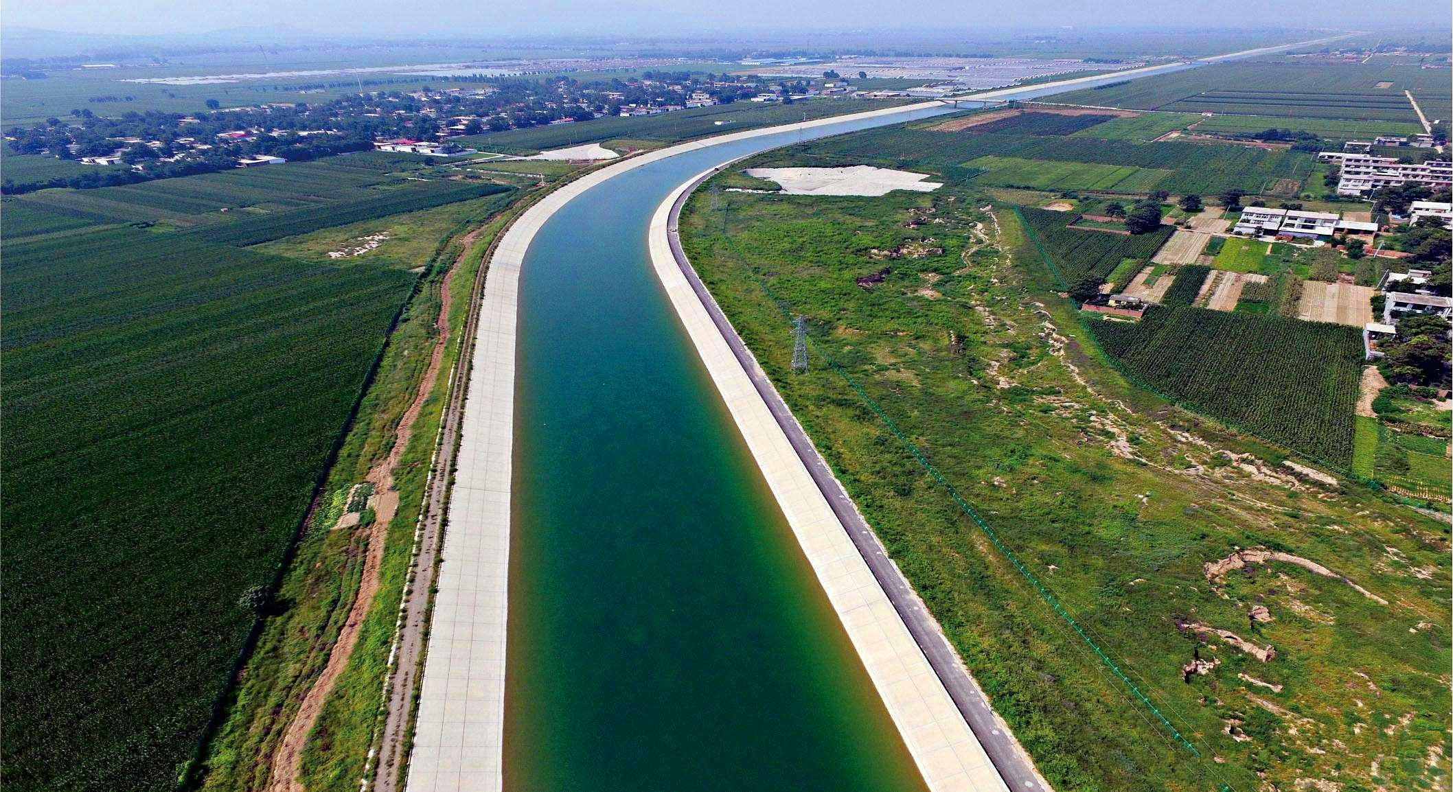 为什么说秦岭是风水宝地,秦岭之所以称之为中国的脊梁