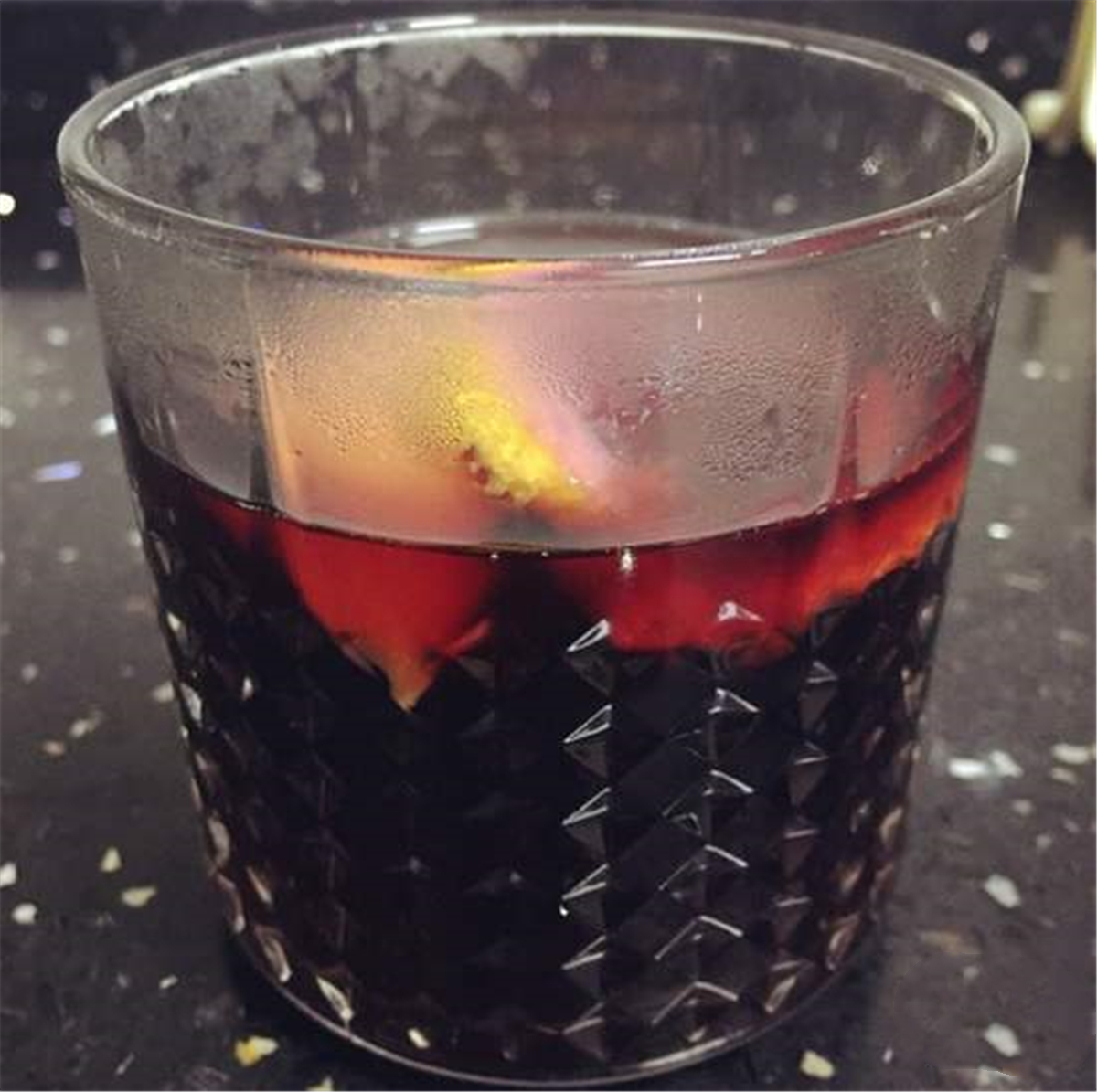 红酒能解决痛经吗,红酒缓解痛经