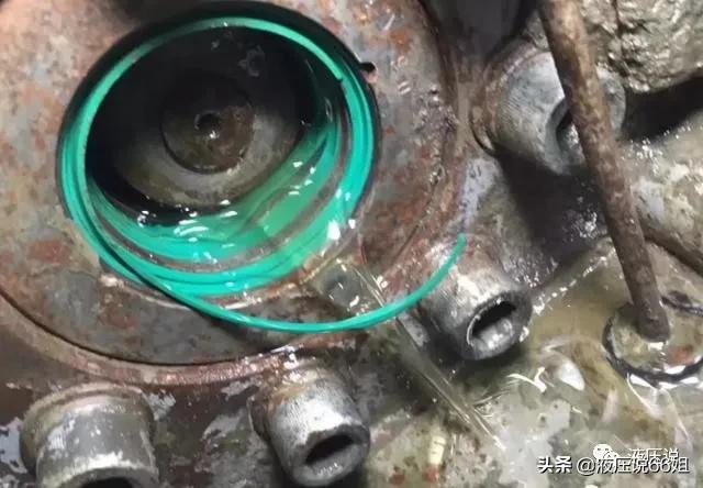 液压缸漏油的10大原因,液压缸漏油标准