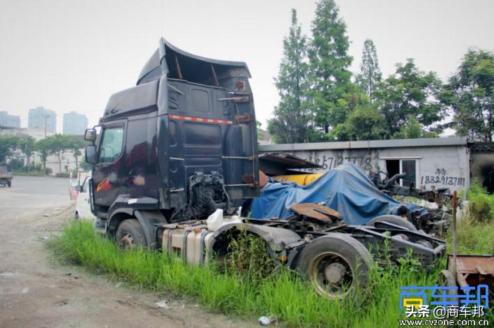 全球十大重卡牵引车排名,新款霸龙重卡牵引车