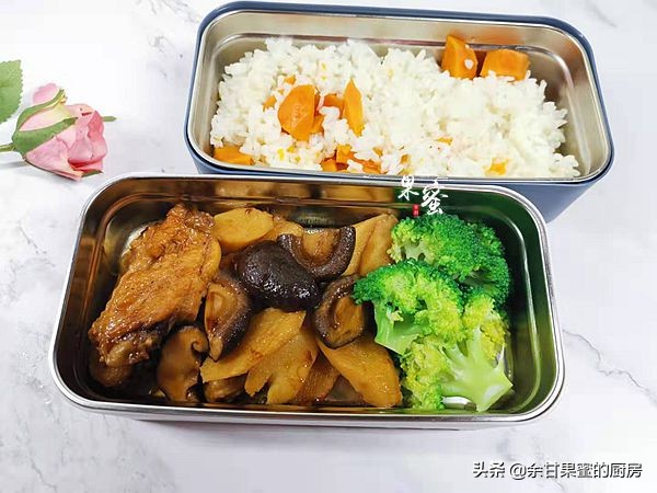 学生荤素搭配晚餐,小学生晚餐100种不重样