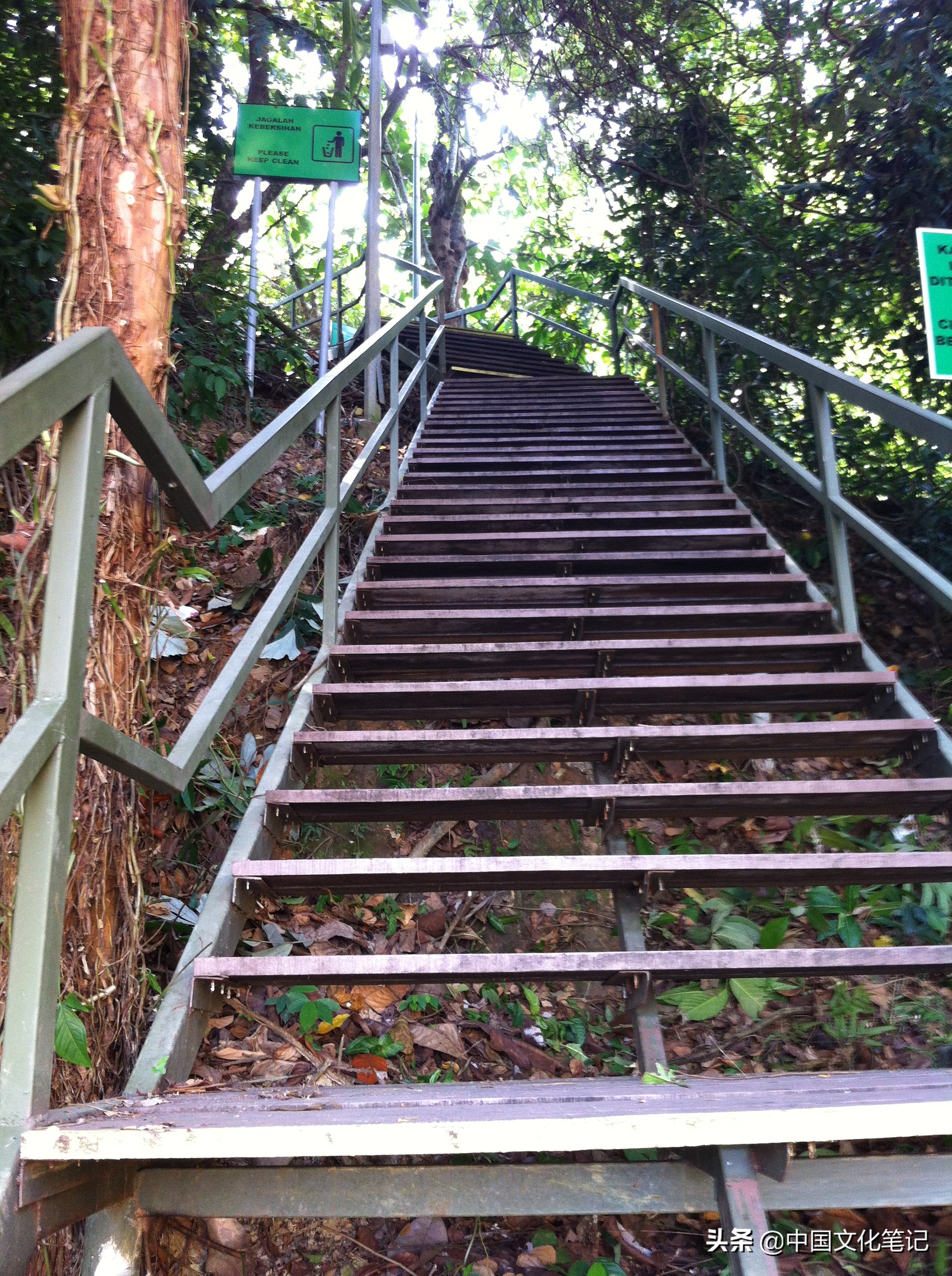 马来西亚沙巴大学旅游记,马来西亚沙巴亚庇水上清真寺游记