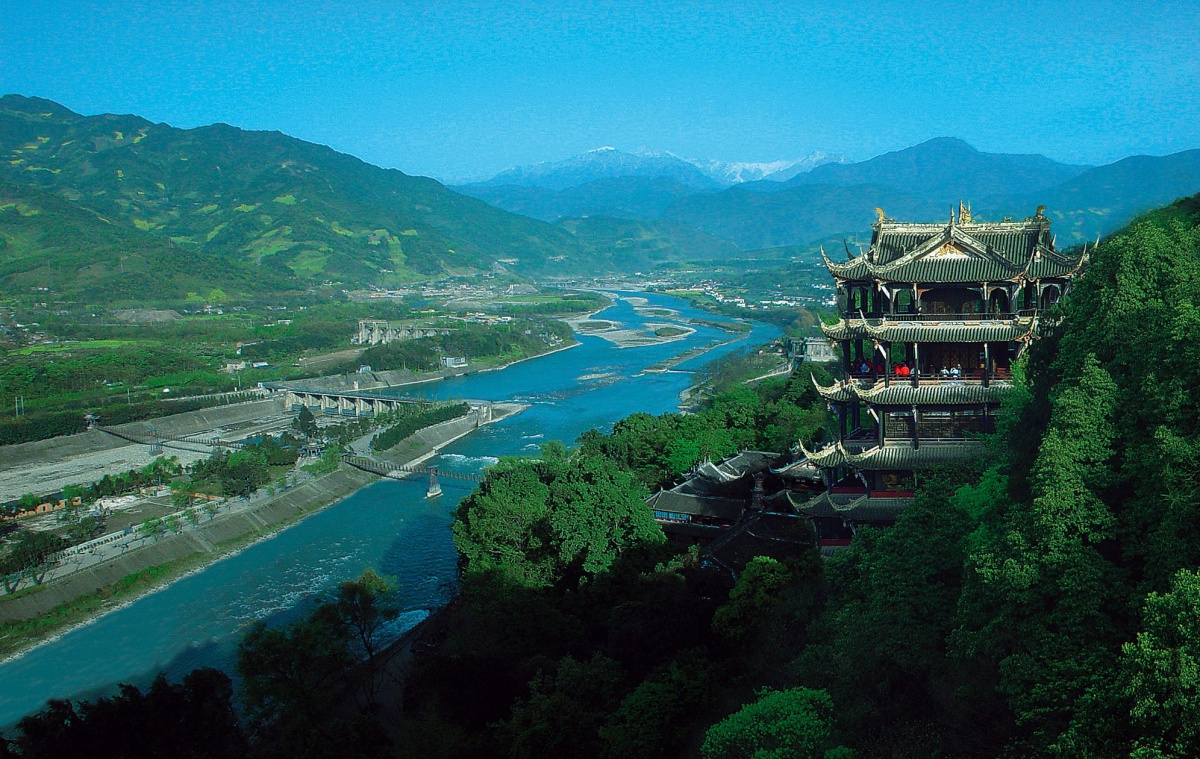 假期最适合四川旅游的地方,四川哪些地方比较适合出游