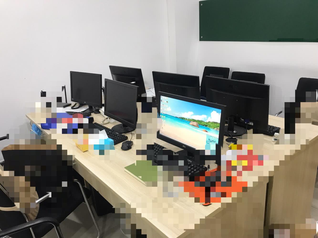 1300左右组装机配置,4500左右组装机的配置