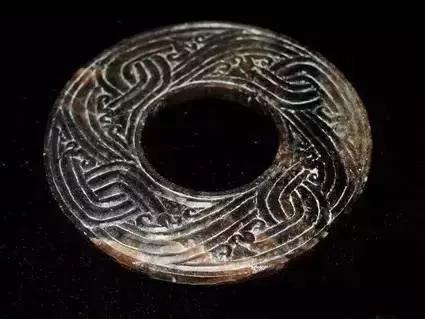 玉有五色沁胜得十万金什么意思,玉有五色沁胜得十万金是什么意思