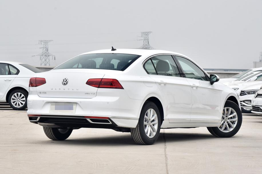 2012款大众迈腾1.8t油耗多少,13款大众迈腾2.0t二手车真实油耗