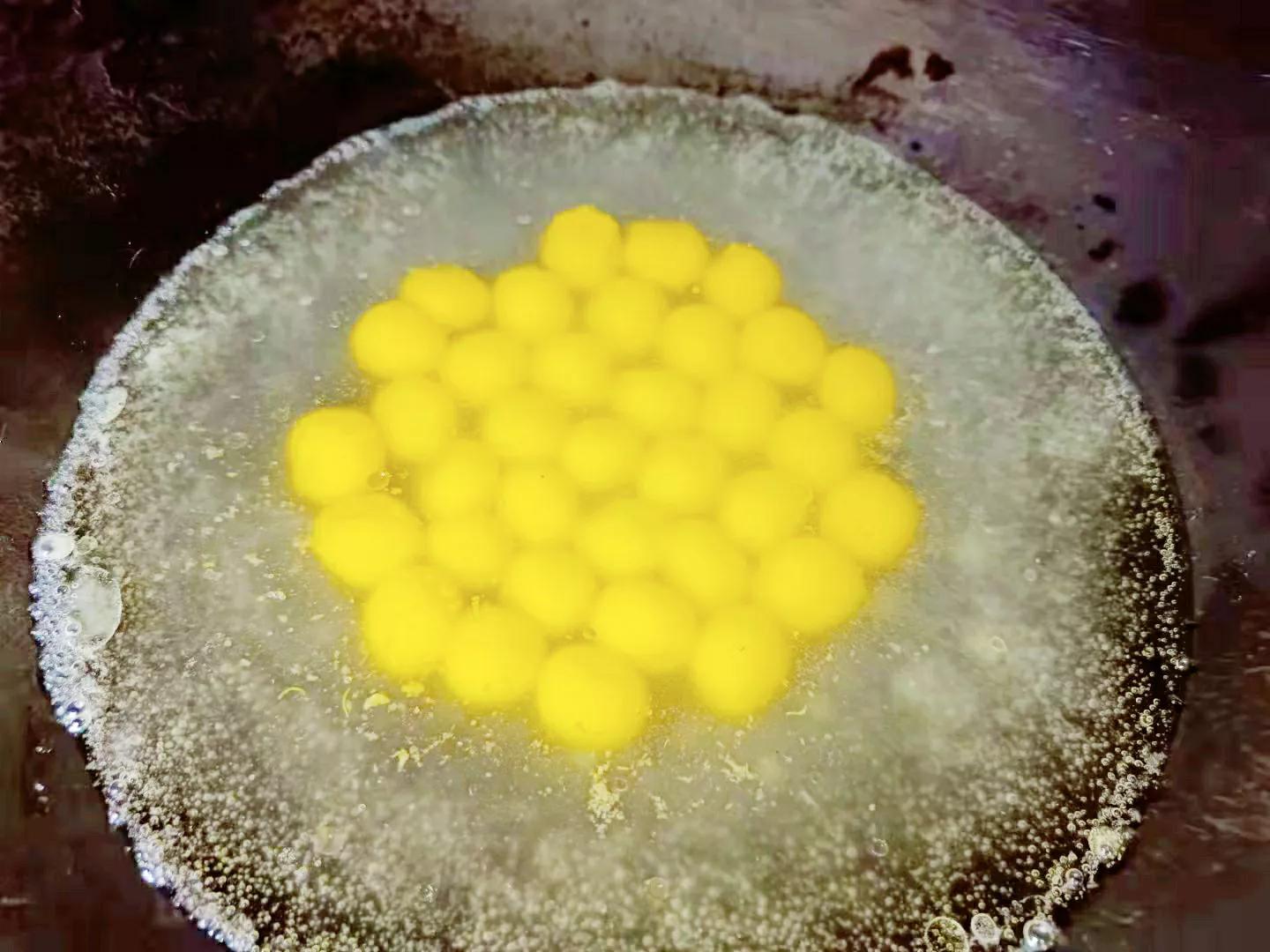 入秋后女人常喝这三红汤,入秋后女人一定要喝一杯红糖