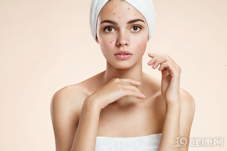 身体有癌常有5个症状,什么癌会让皮肤变黑