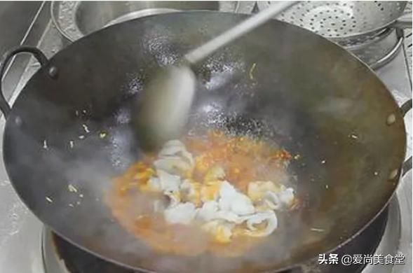 鲈鱼怎么做好吃香辣,鲈鱼怎么做菜不粘锅