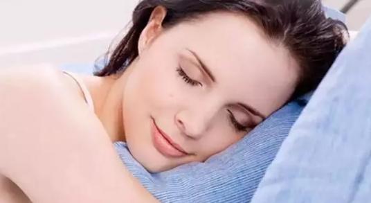 剖宫产以后什么睡姿对伤口愈合好,剖宫产六年了伤口还没愈合完全