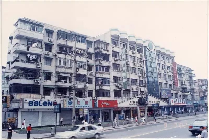 新疆天山一条街,天山一条街简介