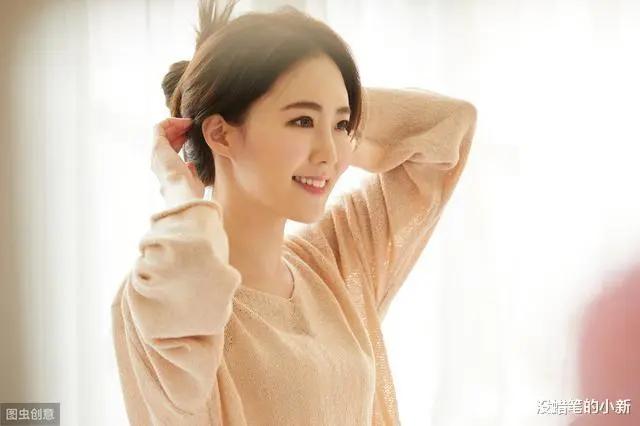 如何让头发不秃蓬松不油变顺,如何让头发不炸毛也不油