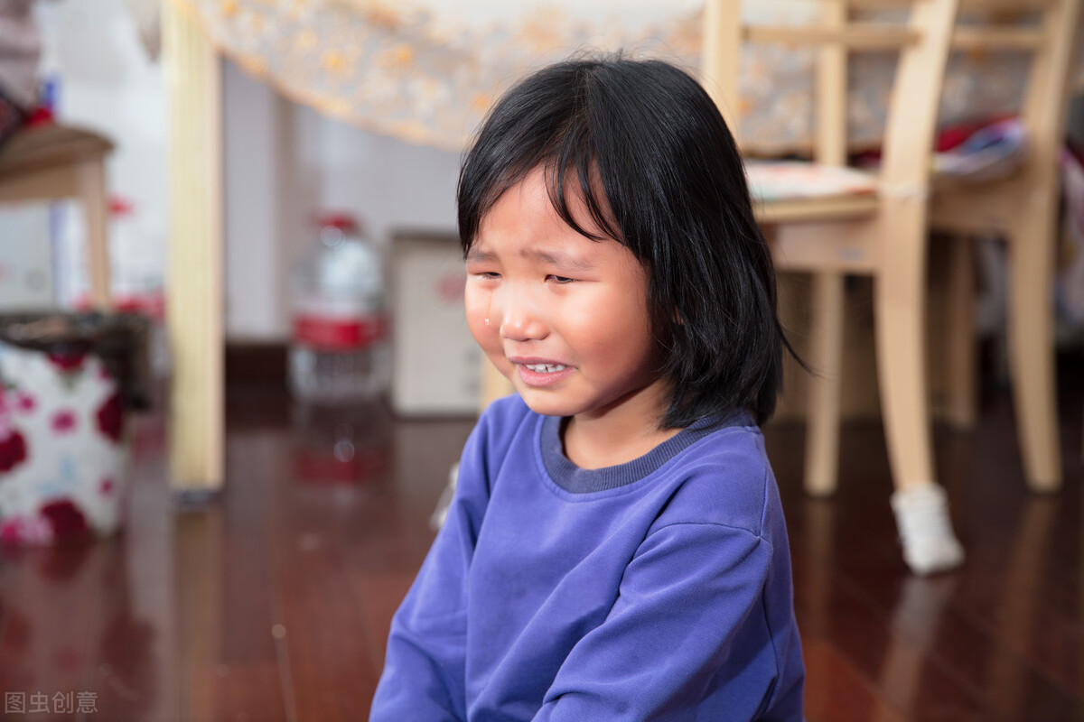 如何正确对待孩子被欺负的问题,如果孩子被欺负了家长的正确做法