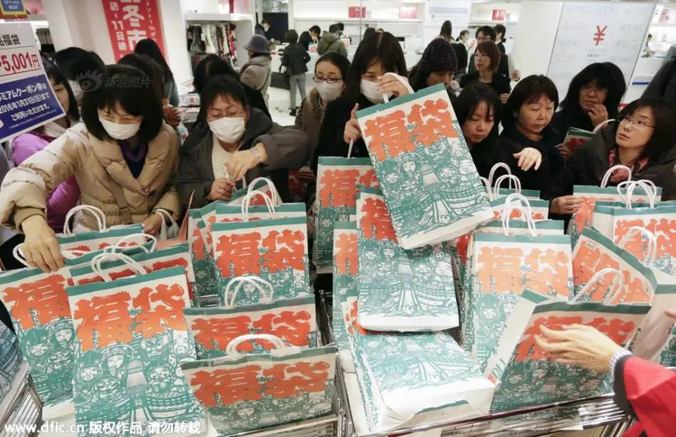 泡泡玛特目前的市值,泡泡玛特400和1000区别