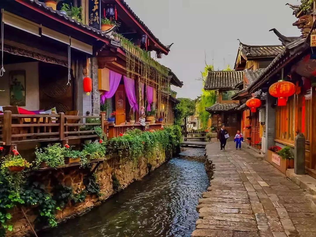 坐拥六百万粉丝博主,坐拥四百多万粉丝