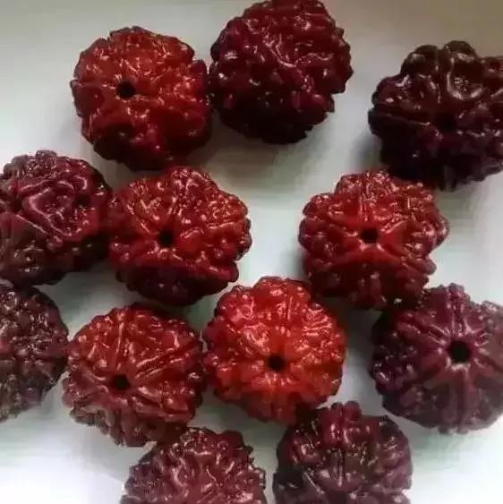 菩提手串掉色有毒吗,菩提手串生虫