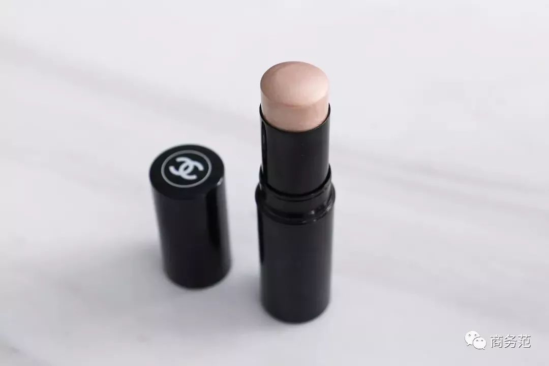 香奈儿彩妆值得买的产品,香奈儿美妆必买清单