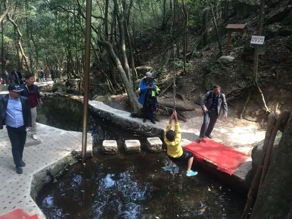 为什么玉溪适合避暑旅游,云南玉溪延河避暑