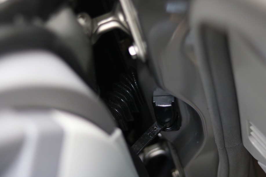 06年四眼奔驰e280多大排量,怪兽修车日记奔驰