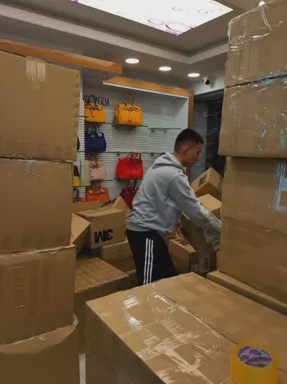 从国外买口罩寄回国,广东小伙去土耳其卖口罩