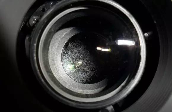 相机什么情况下会坏点,红外相机长期暴露在水中会坏掉吗