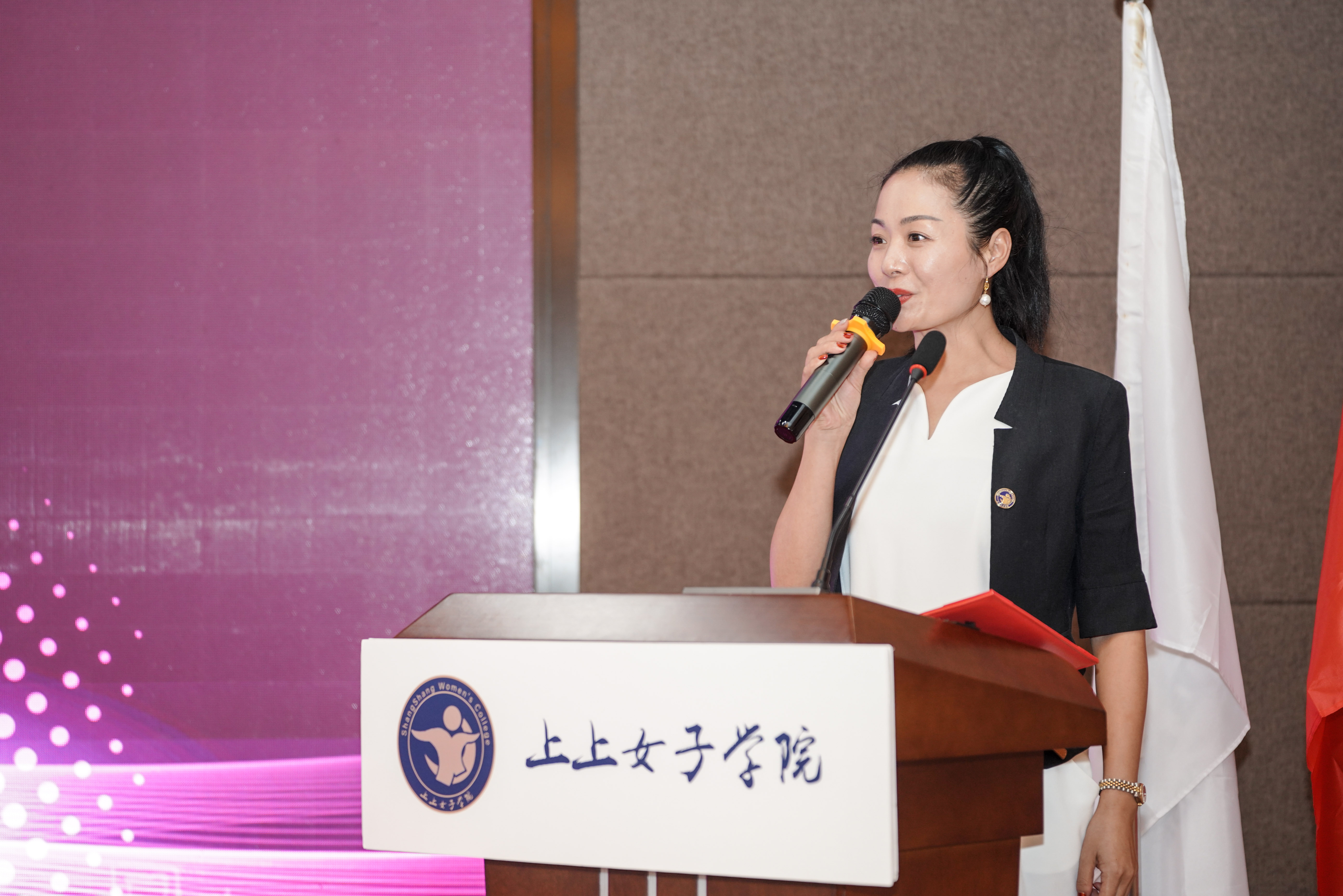 开办女子学堂,女子学堂开班仪式