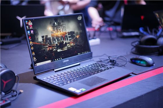 为什么真正懂手机的人买三星,到底选苹果笔记本还是国产笔记本