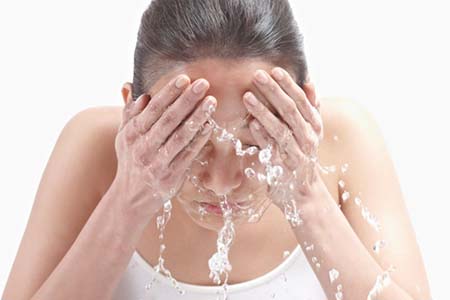 孕期长痘的正确消除方法,孕期长痘是什么原因怎么解决