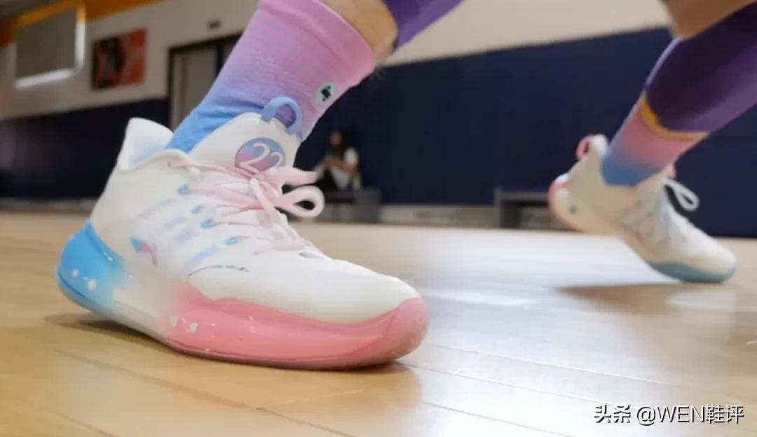 驭帅十四low灰白测评,驭帅14low致敬搭配