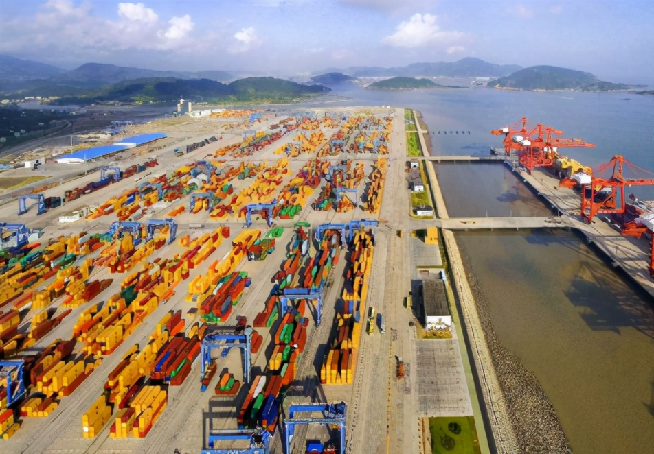 要让西方失望了！一旦中国按下暂停键，全球将面临断货危机