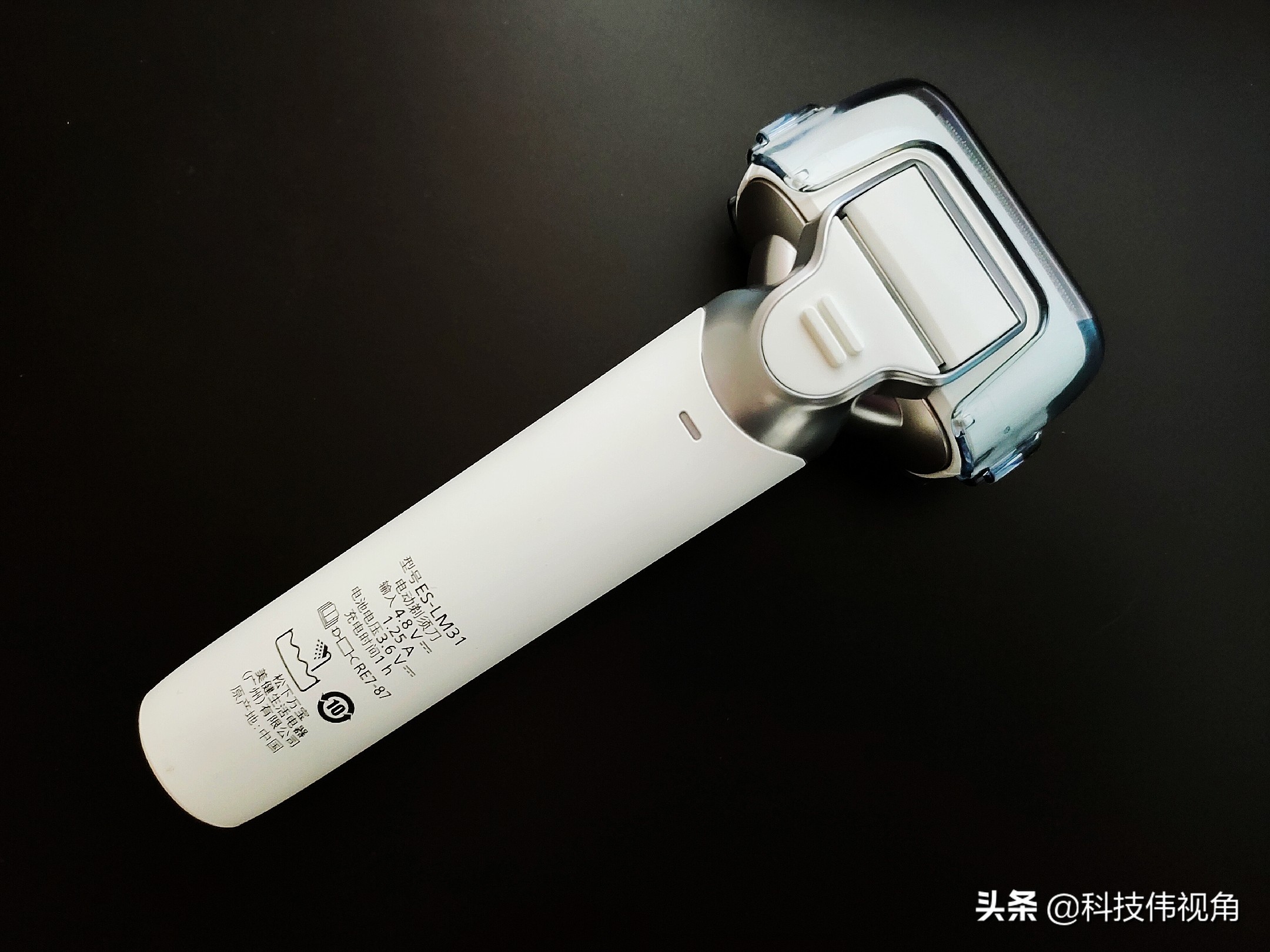 松下剃须刀小锤子2.0升级款测评,松下剃须刀9系和大锤子哪个好用