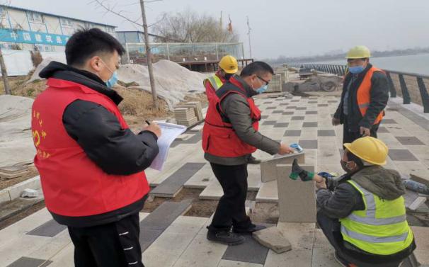 濮阳示范区文明办开展“寻找身边的雷锋随手拍”主题活动