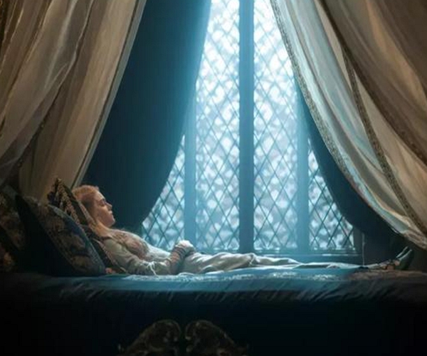 鬼故事鬼压床预示着什么迷信说法,老人讲鬼压床的迷信说到了什么