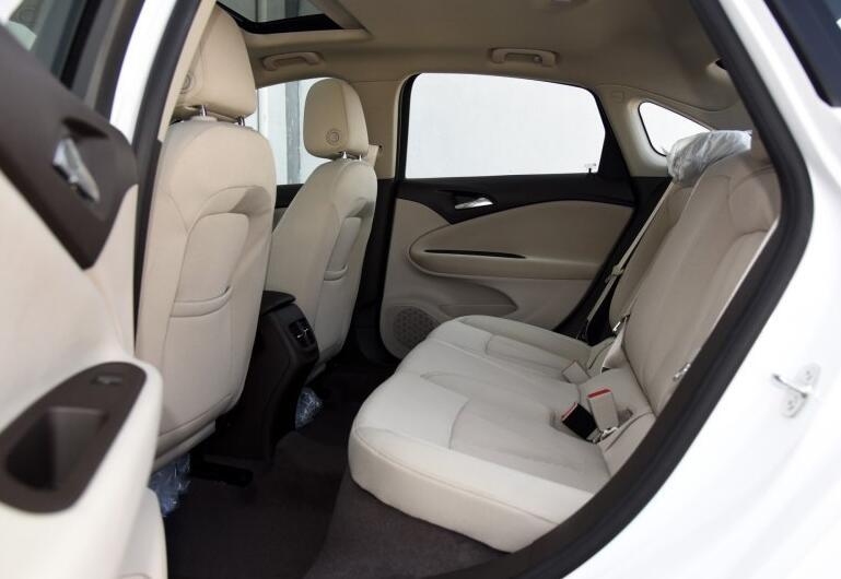 号称家轿之王的别克威朗怎么样,别克威朗大气时尚家用轿车好选择