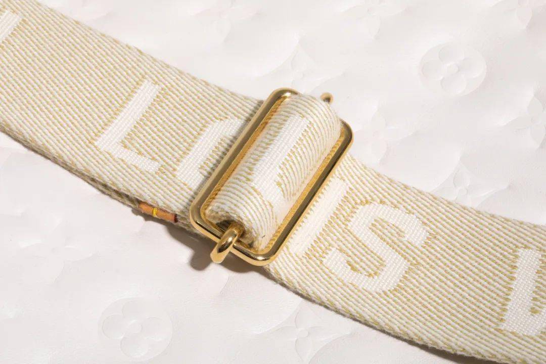 LV新手袋一出,女明星们集体撞包