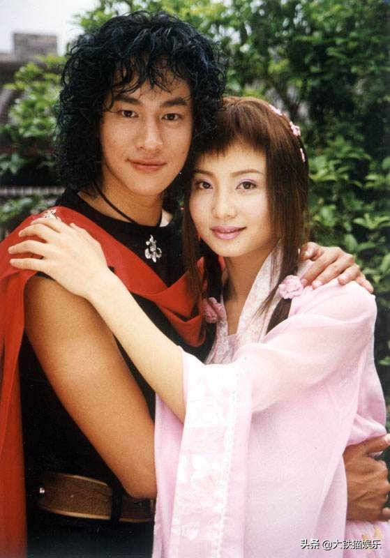 10对撞名的女星，同名不同命，有人公开互撕，有人无辜被“连坐”