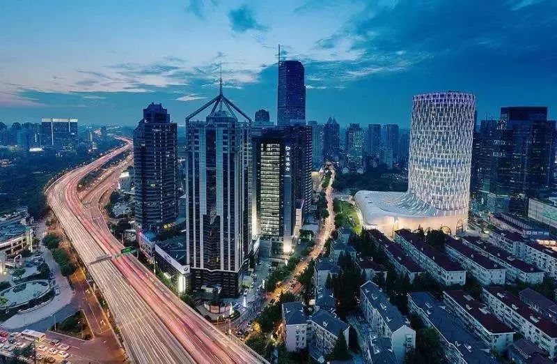 吵翻了！上海16个区终于正面PK！哪个是你心中的扛把子？