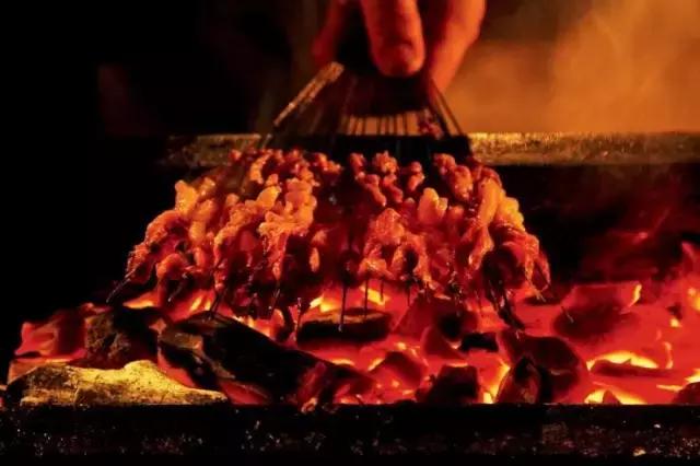 穿越到两千年前完全版,穿越到古代的夜市