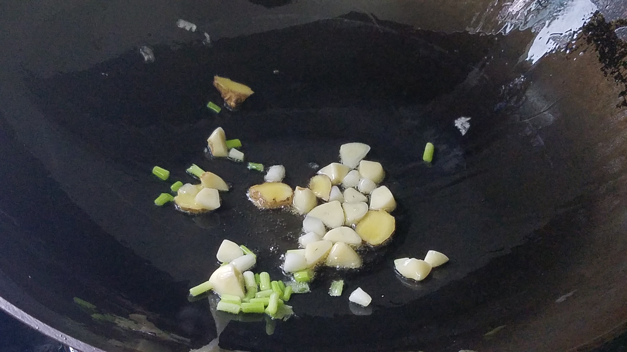 日本豆腐和鱼豆腐虾仁做法,广东虾仁豆腐正宗做法