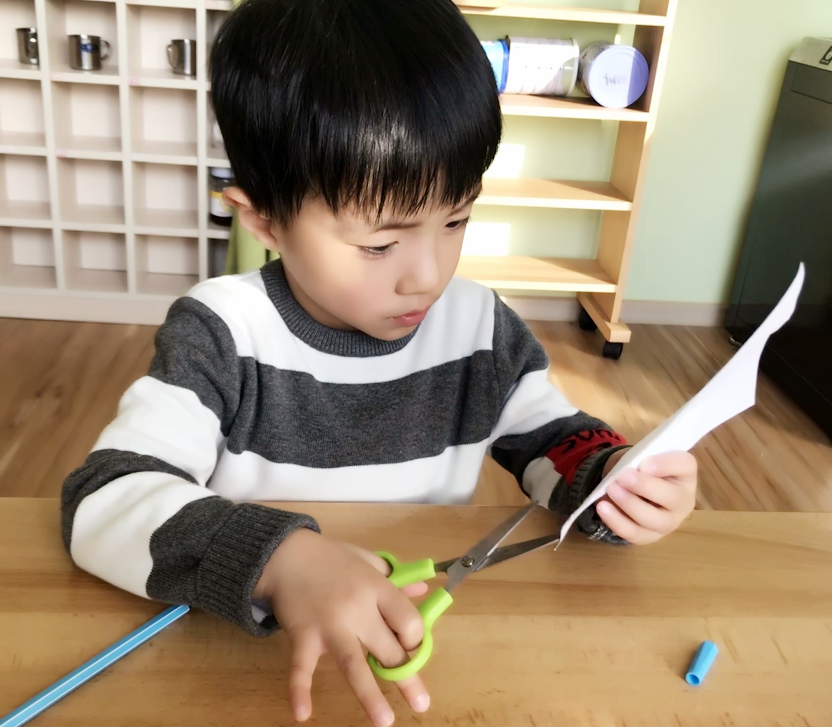 孩子的成长的速度总是那么惊人,孩子的成长有自己的规律