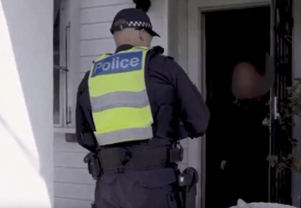 澳洲随机抽查居家隔离旅客，竟发现多人为逃避隔离提供虚假地址