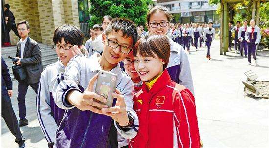 最美体操冠军是潘晓婷校友，12岁进国家队，退役后奖牌被洗劫一空