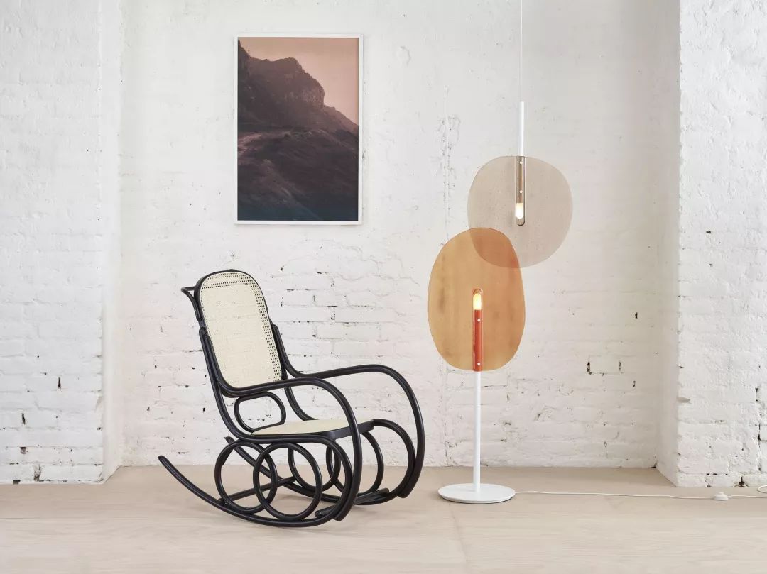 探访TON工厂看经典椅子背后的故事|疯狂24h我们去捷克干了啥？