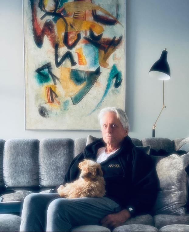 凯瑟琳泽塔琼斯戴帽子造型,凯瑟琳泽塔琼斯受访视频